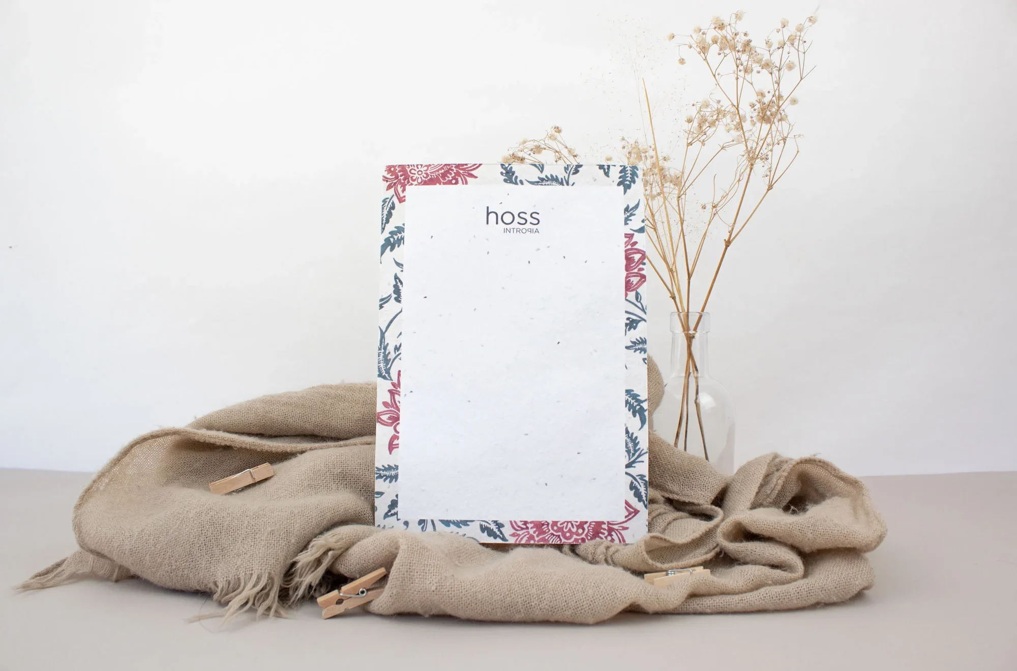 Hoss Intropia tarjetón A5