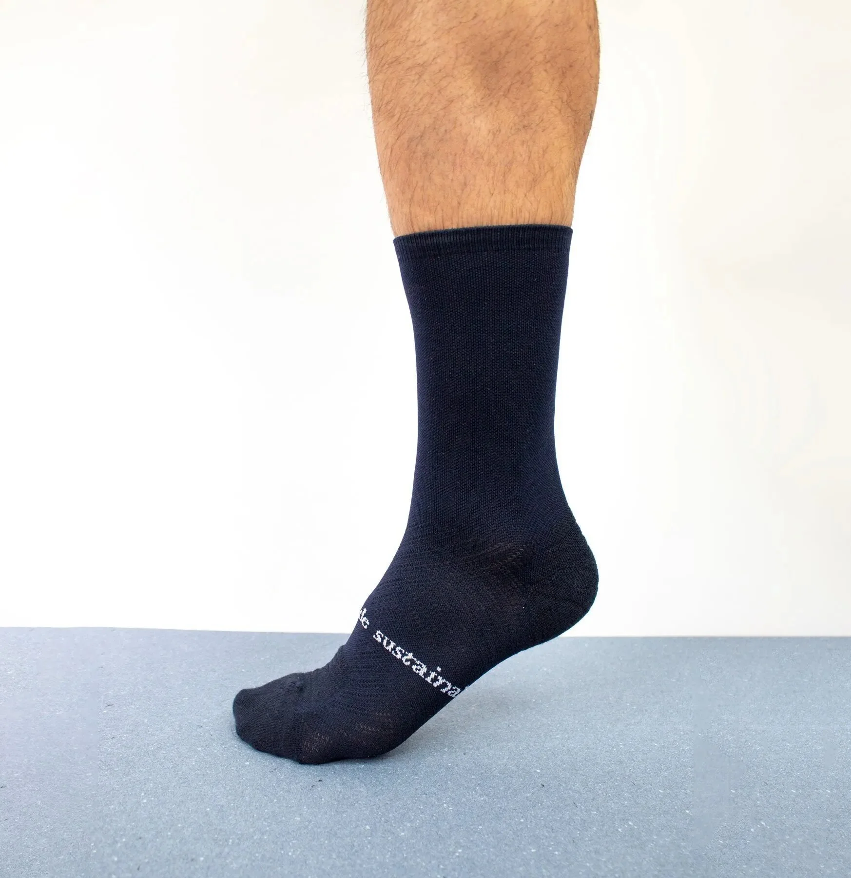 Tan Line Un packaging sostenible de calcetines