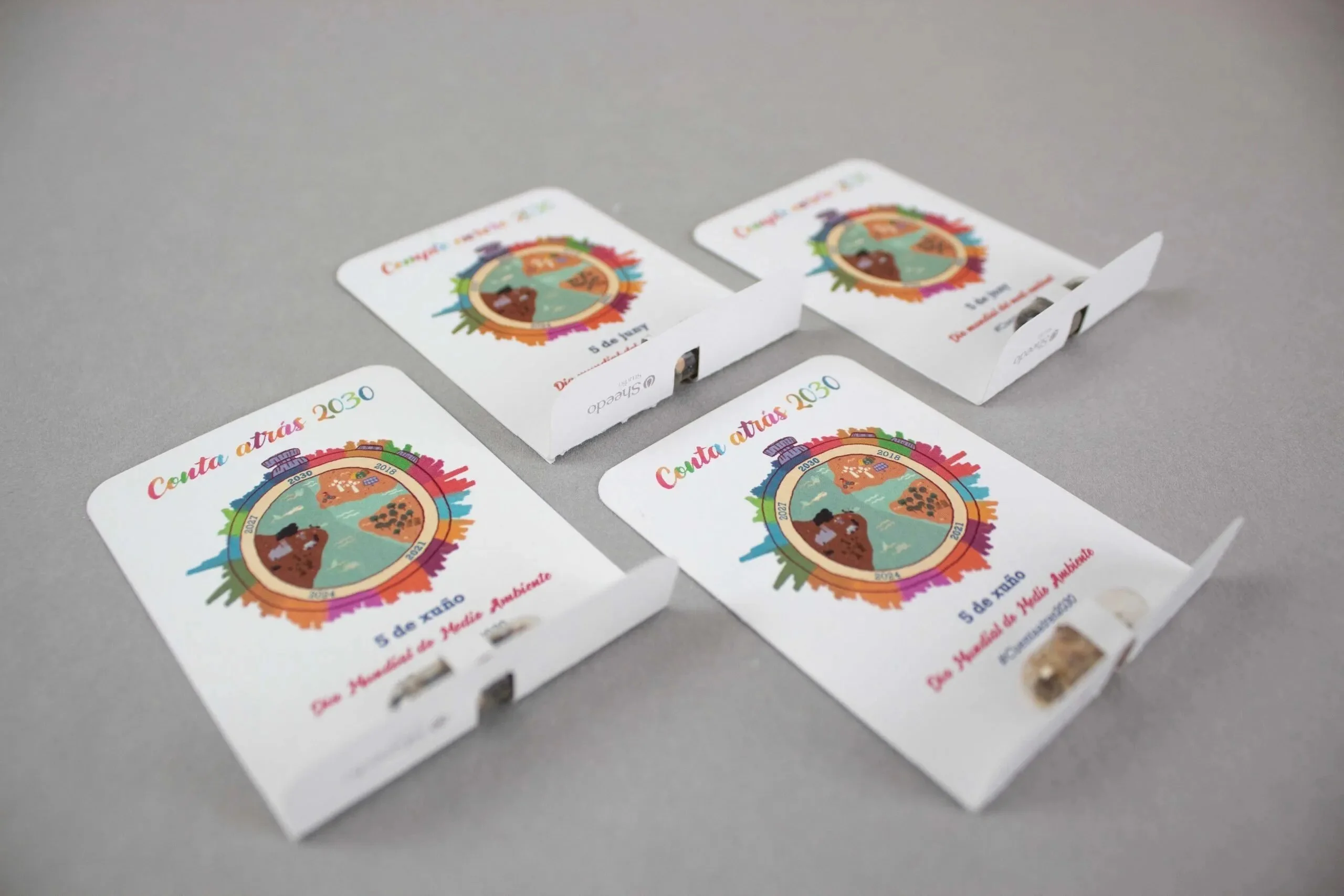 Regalo-empresa-Cruz-Roja