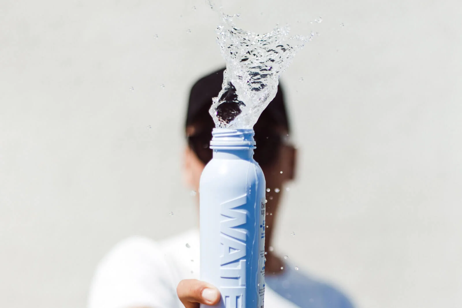 Las mejores botellas de agua reciclables. Marcas de botellas de agua TOP