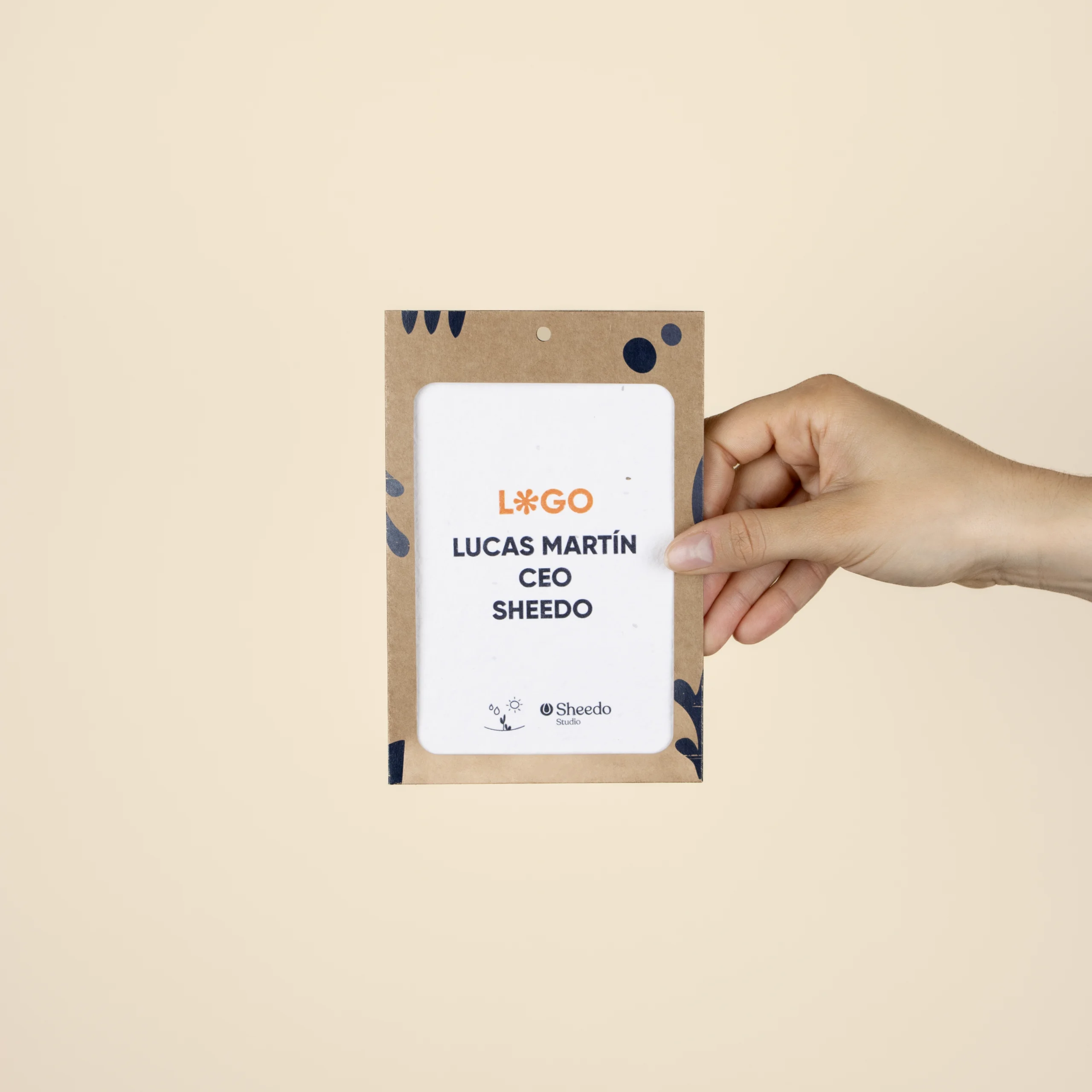 Funda acreditacion evento A6 papel semillas diseño