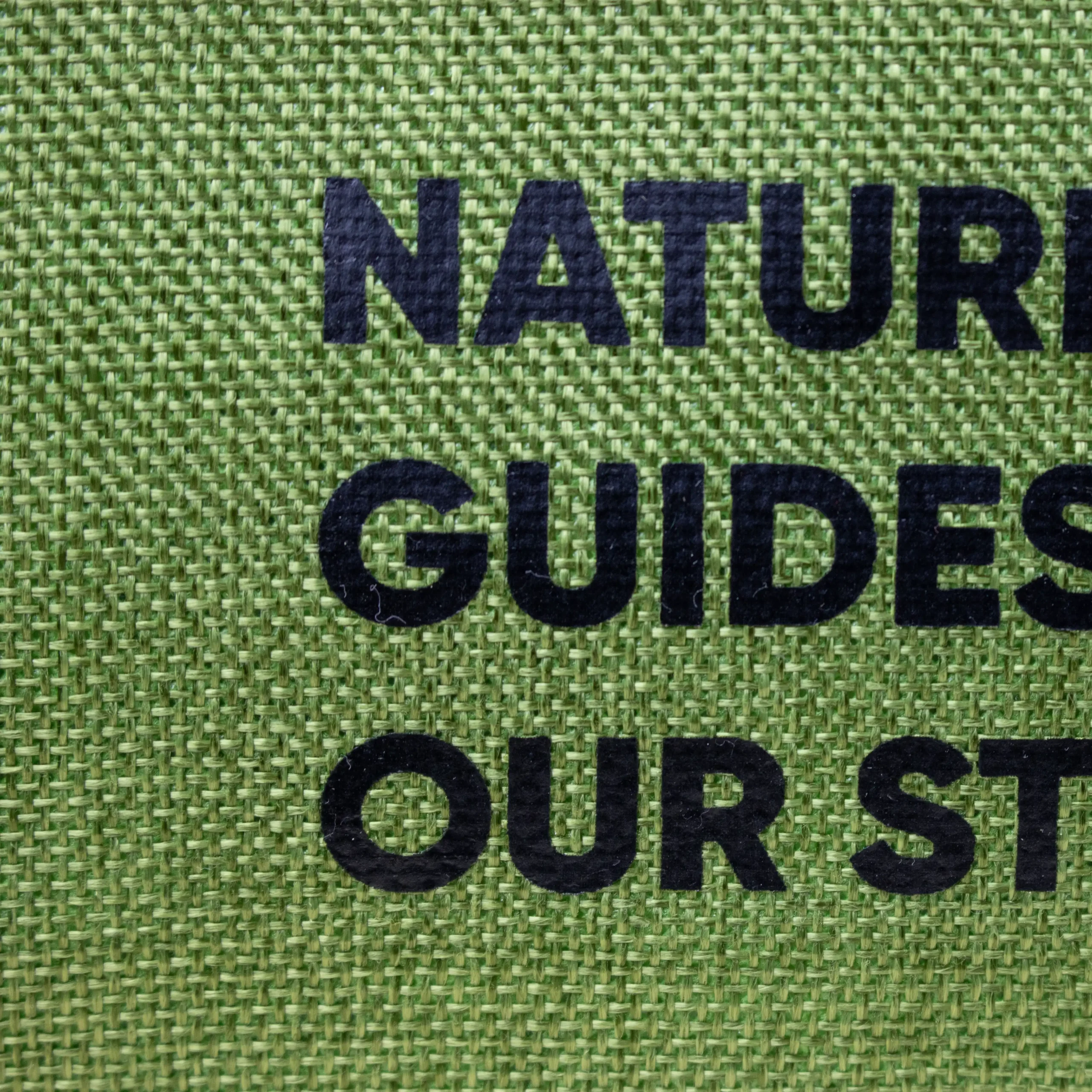 Henna Verde Detalle Neceser personalizable verde con texto negro