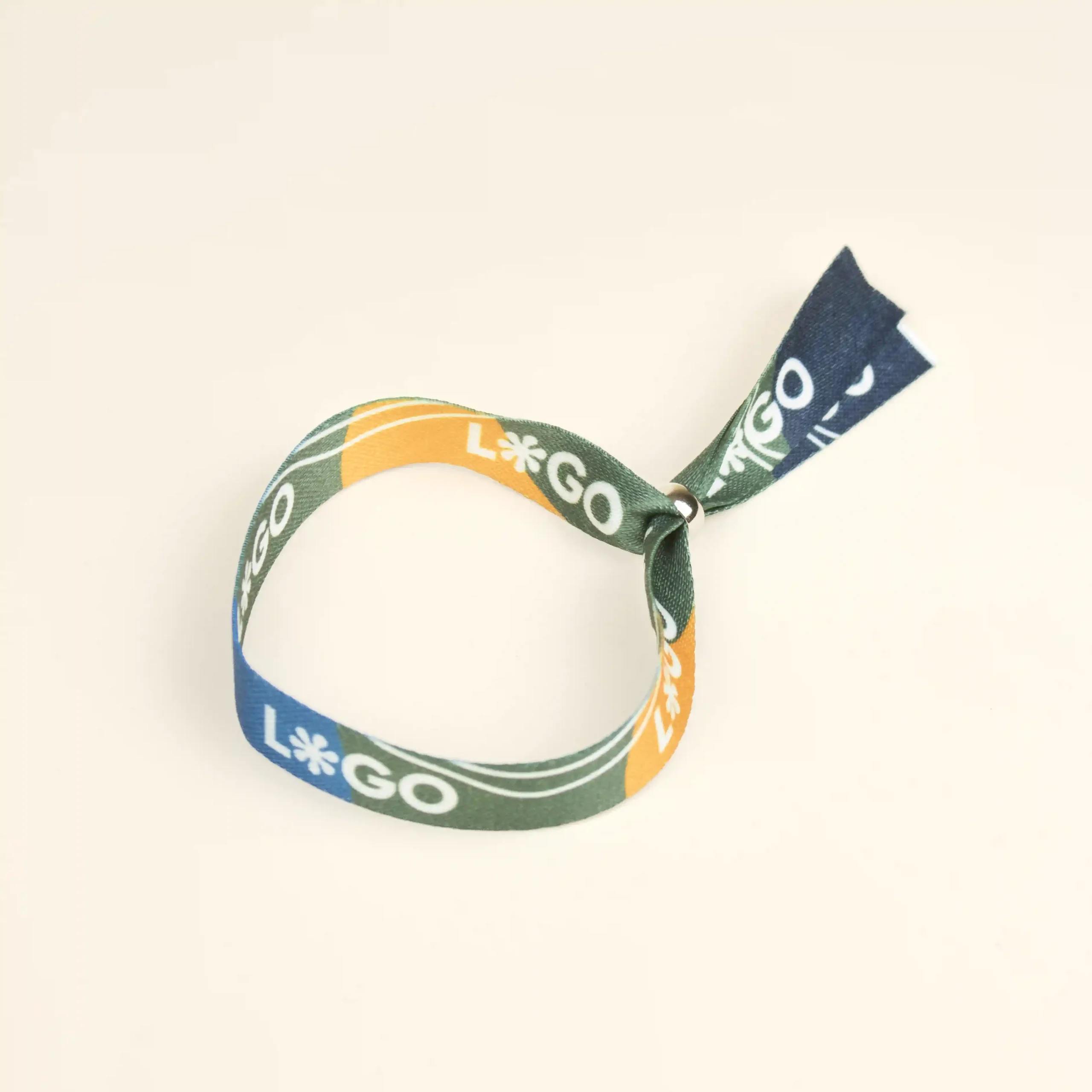 Pulsera reciclada en rPET personalizada con logo a todo color