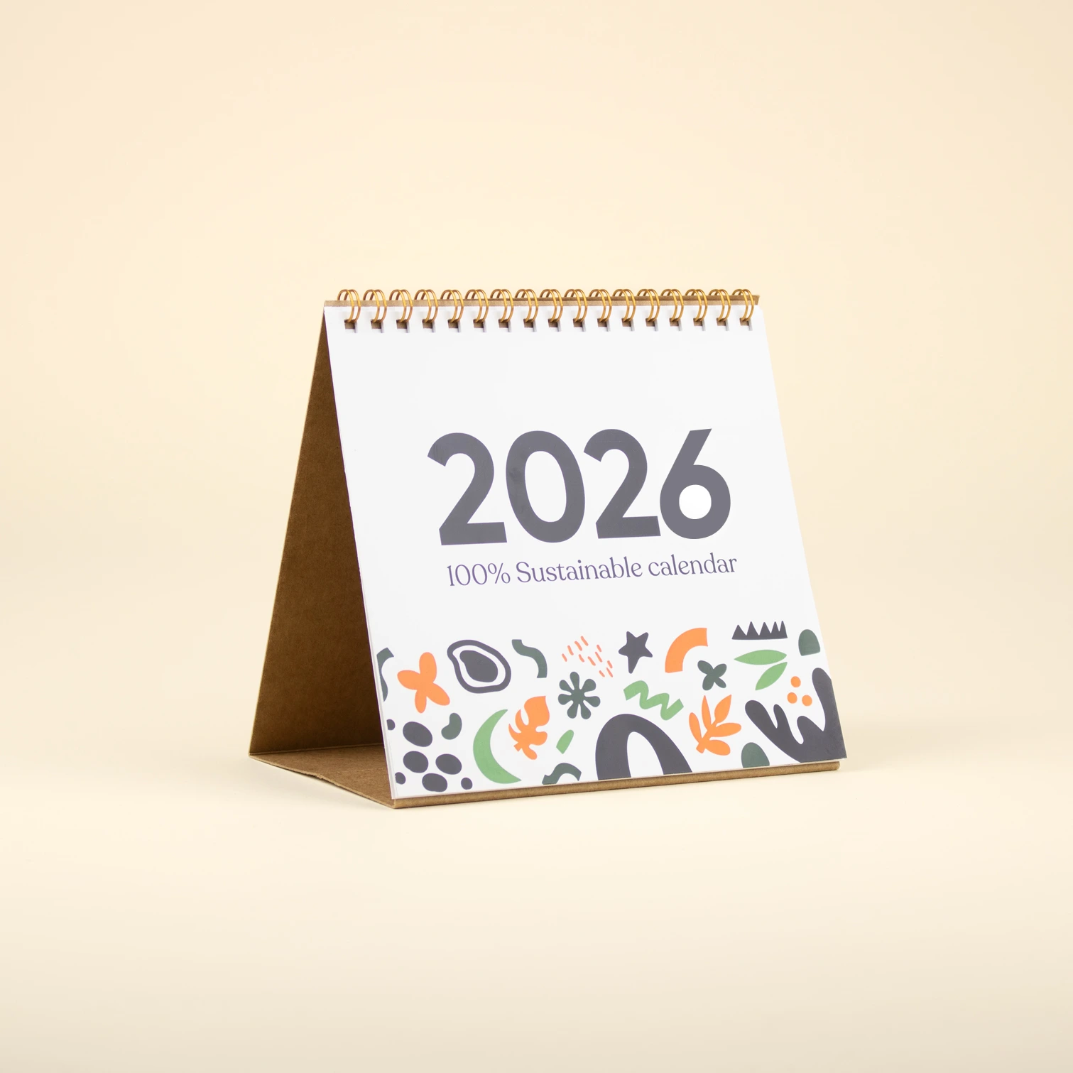Portada año 2026 de un calendario triangular de mesa personalizado