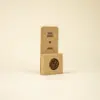Bomba de semillas dentro de un packaging de cartón kraft personalizado