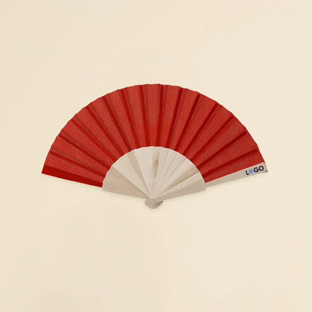 Abanico rojo personalizado KIOTO Abanico rojo con varillas de madera y tela poliester abierto