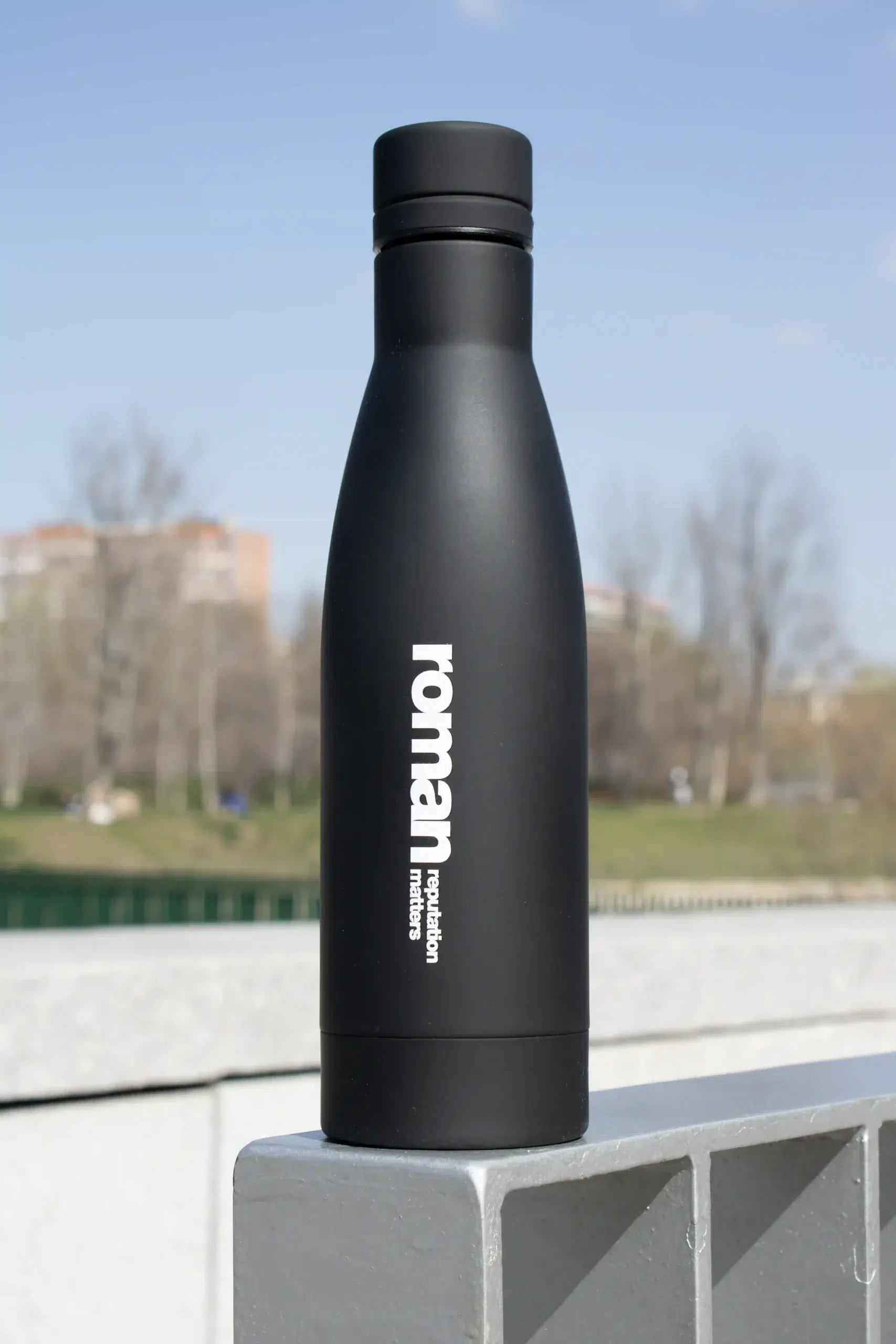 Funda de acreditación verde y lanyard de algodón personalizados para el evento Sustainability Day 2024